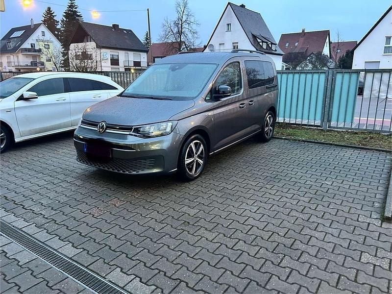 Gebraucht VW Caddy Dark Label 122 PS (89 kW) 2022 Grau Van / Kleinbus