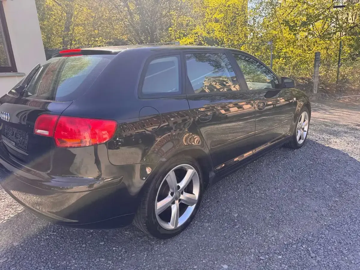 Second-hand Audi A3 Ambition 160 CP (117 kW) 2007 Negru Hatchback