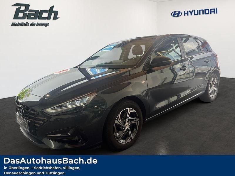 Teal blue Gebraucht 2021 Hyundai i30 Intro Edition Kleinwagen | 18.990 € (Fairer Preis) - Bild 1/3