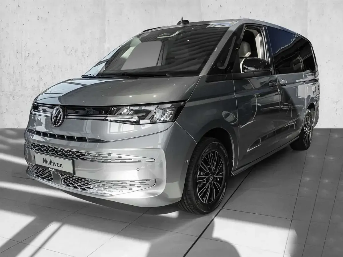 Neu VW T7 Goal 150 PS (110 kW) 2026 Silber Van