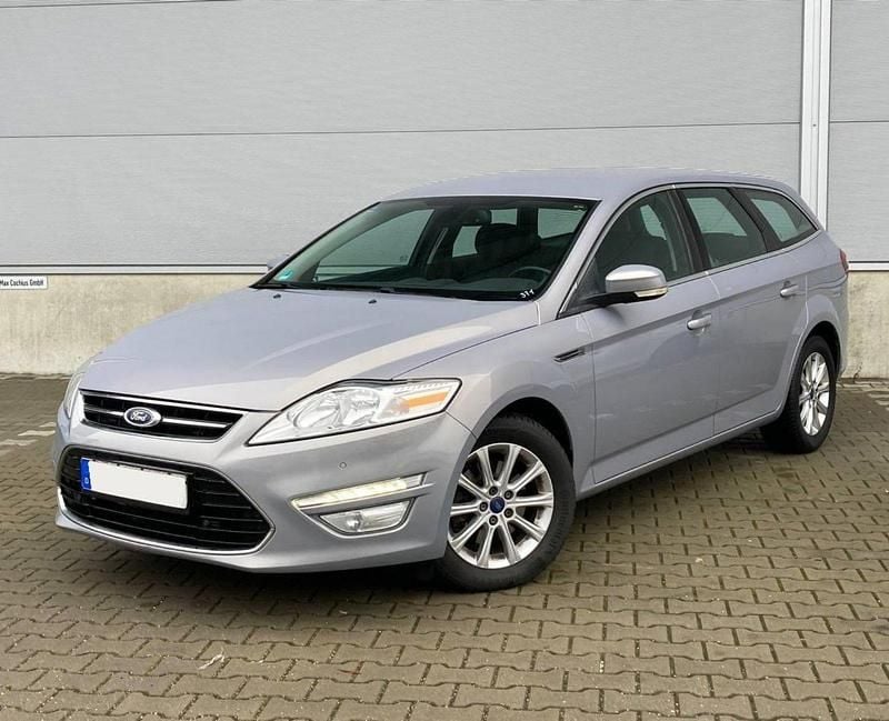 Second-hand Ford Mondeo 140 CP (102 kW) 2014 Argintiu Break