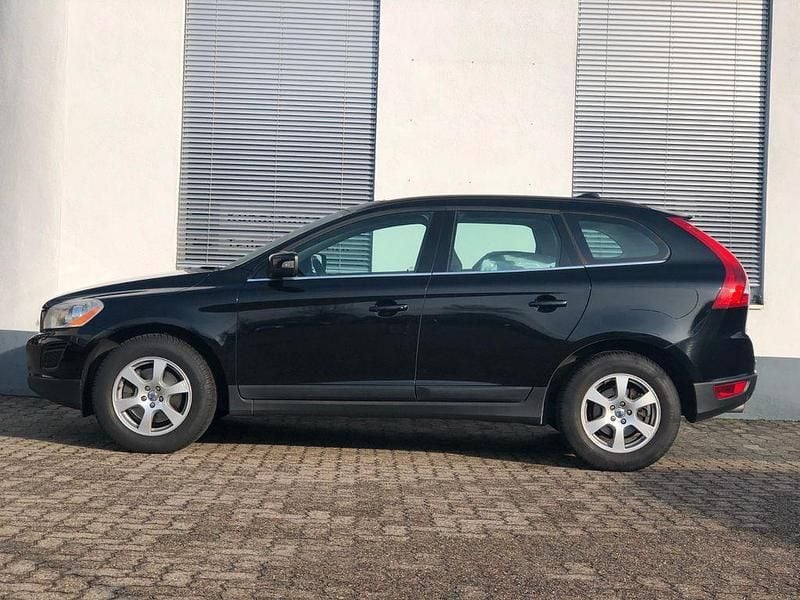 Gebraucht Volvo XC60 163 PS (119 kW) 2011 Schwarz SUV