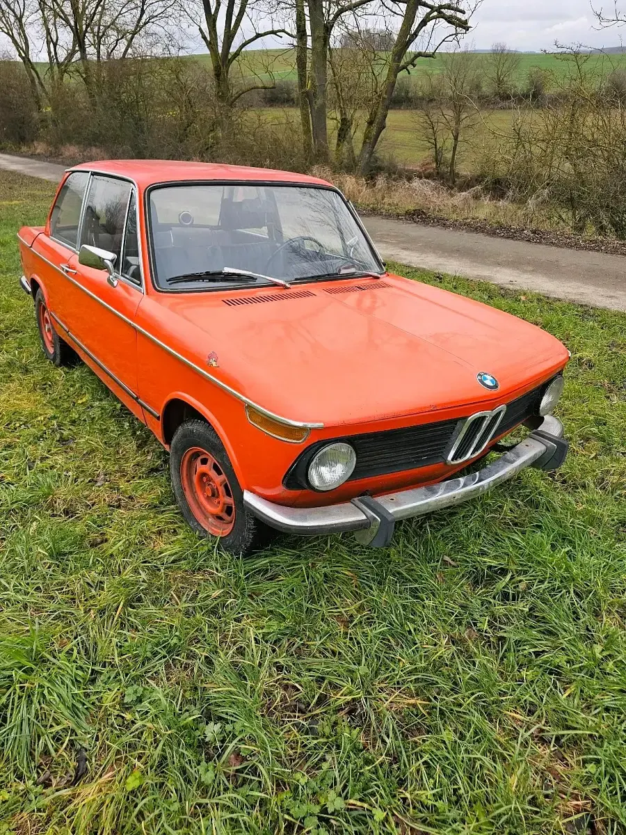 Gebraucht BMW 1502 75 PS (55 kW) 1975 Orange Limousine