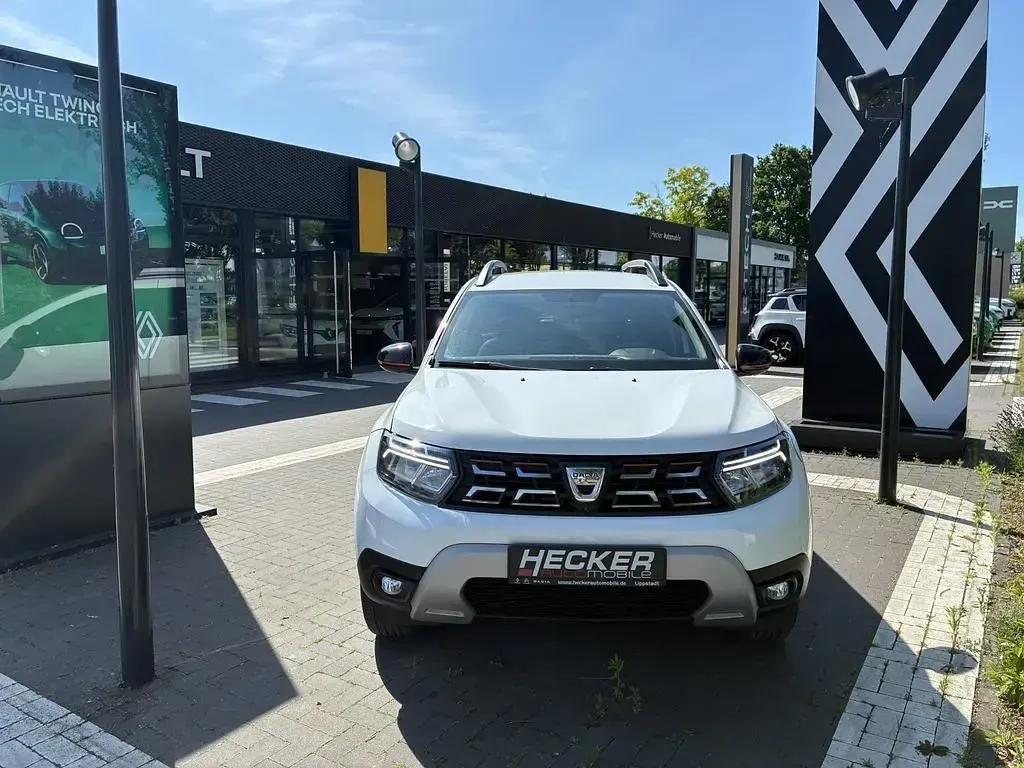Gebraucht Dacia Duster Extreme 101 PS (74 kW) 2022 Weiß SUV