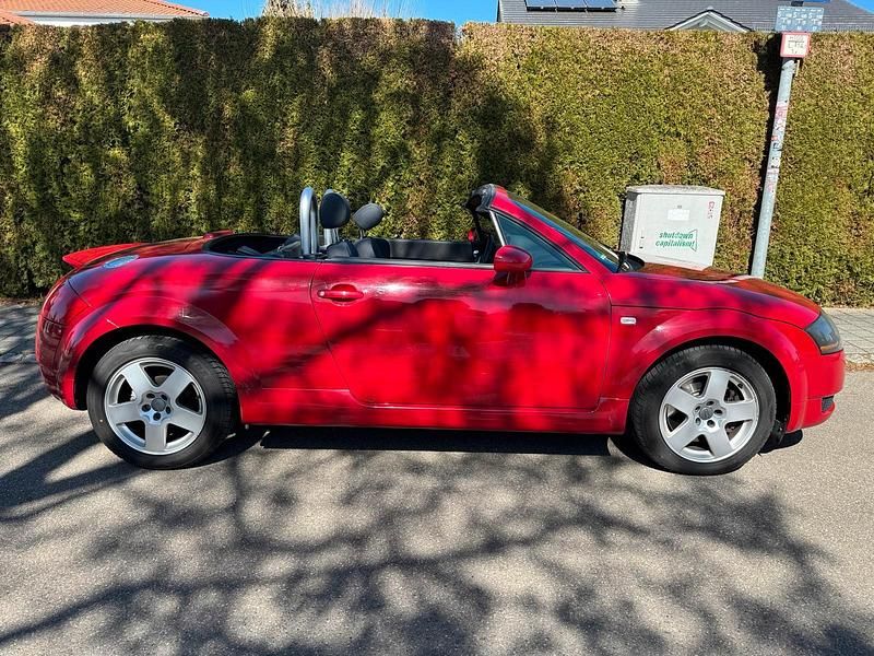 Gebraucht Audi TT Roadster 150 PS (110 kW) 2002 Rot Cabrio