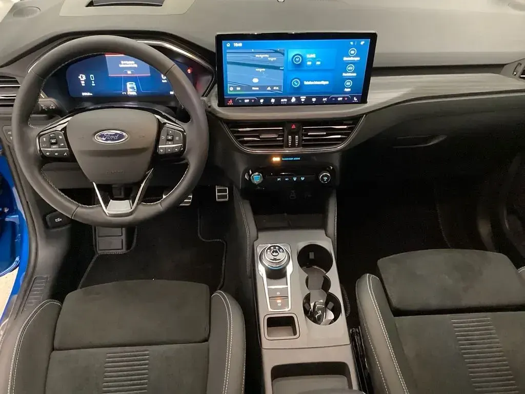 Gebraucht Ford Kuga Active X 242 PS (177 kW) 2024 Blau SUV
