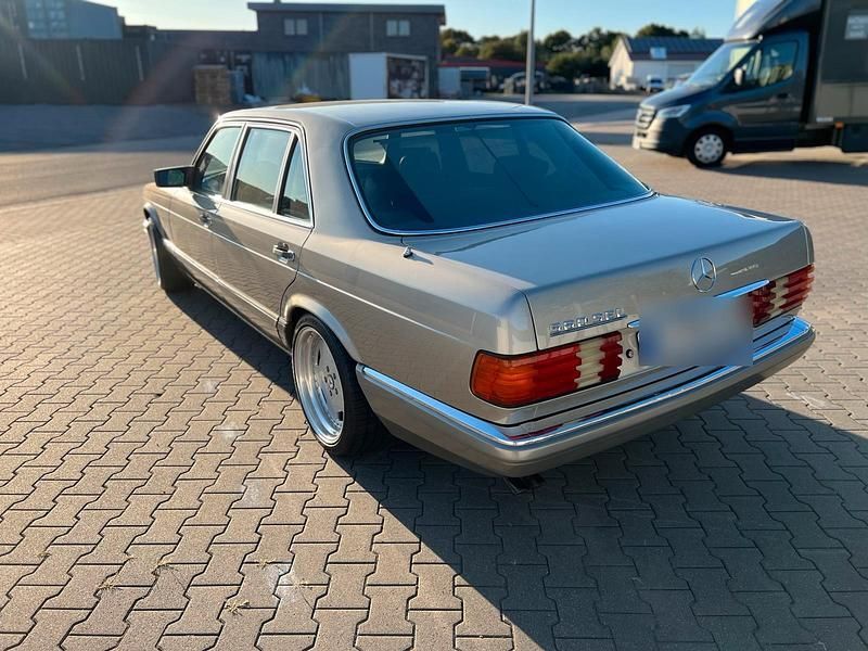 Gebraucht Mercedes 560 272 PS (200 kW) 1986 Beige Limousine
