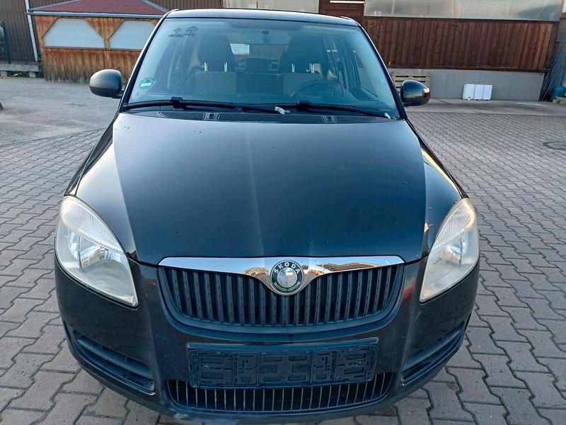 Gebraucht Skoda Fabia 70 PS (51 kW) 2010 Schwarz Kleinwagen