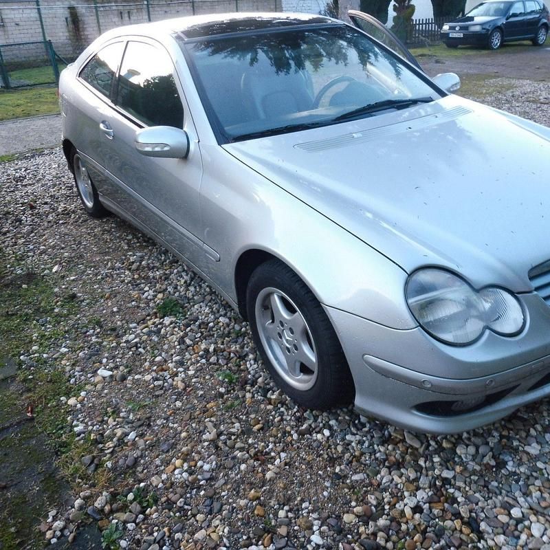 Gebraucht Mercedes C200 163 PS (119 kW) 2002 Grau Coupé