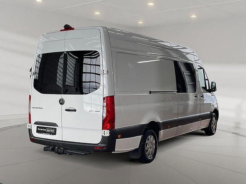 Gebraucht Mercedes Sprinter 170 PS (125 kW) 2023 Arktikweiss Van