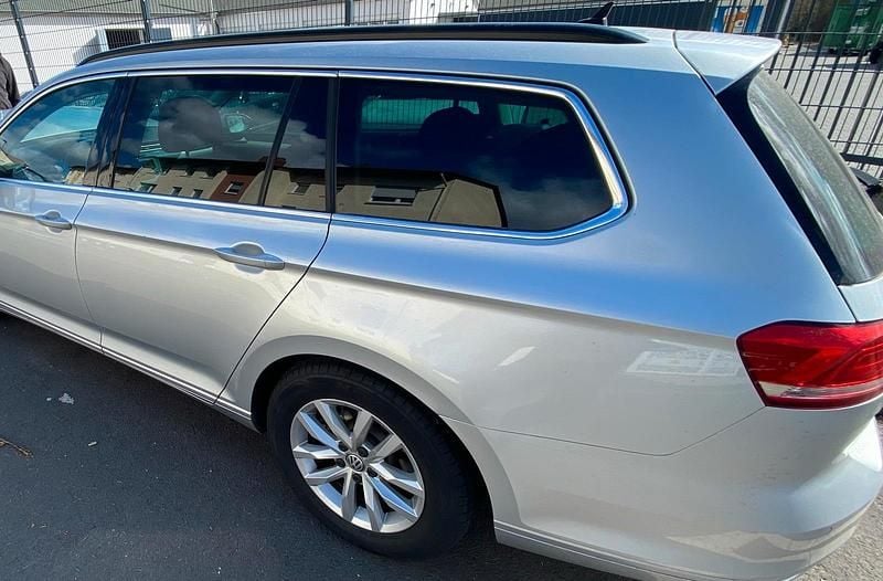 Gebraucht VW Passat 150 PS (110 kW) 2015 Grau Kombi