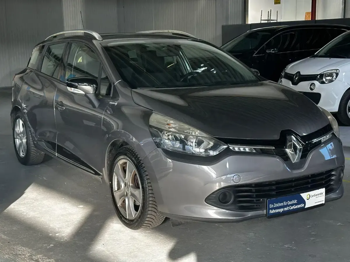 Gebraucht Renault Clio GrandTour Dynamique 90 PS (66 kW) 2014 Grau Kombi