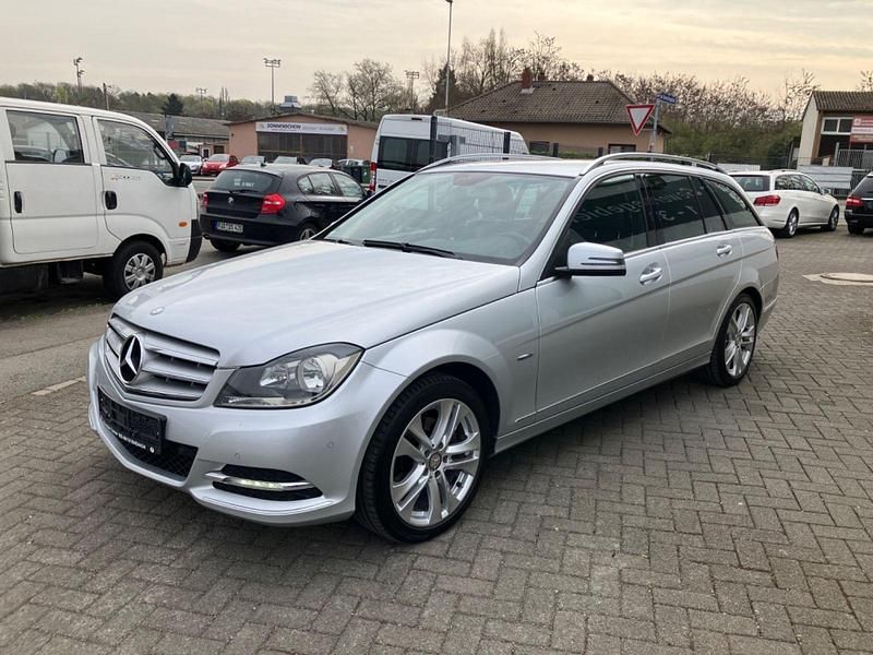 Gebraucht Mercedes C220 Avantgarde 170 PS (125 kW) 2012 Silber Kombi