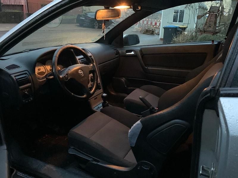 Gebraucht Opel Astra Cabriolet 103 PS (75 kW) 2003 Grau Cabrio