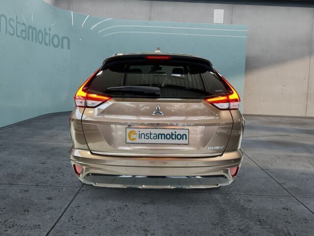 Używany Mitsubishi Eclipse Cross Plus 188 KM (138 kW) 2022 Złoty SUV