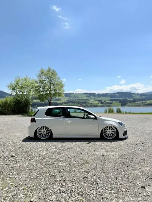 Gebraucht VW Golf VI R 271 PS (199 kW) 2010 Weiß Kleinwagen