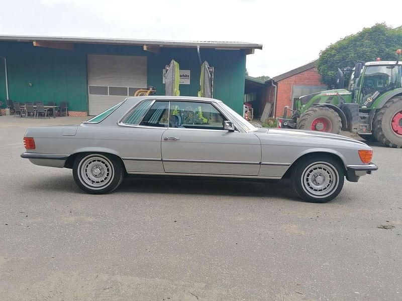 Gebraucht Mercedes SLC380 218 PS (160 kW) 1981 Silber Coupé