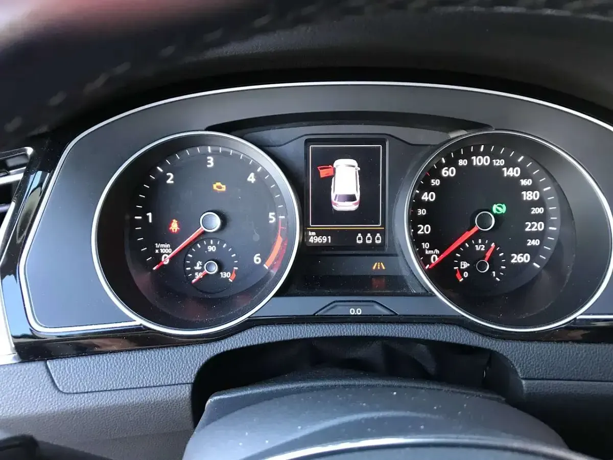 Gebraucht VW Passat Highline 190 PS (139 kW) 2015 Schwarz Kombi