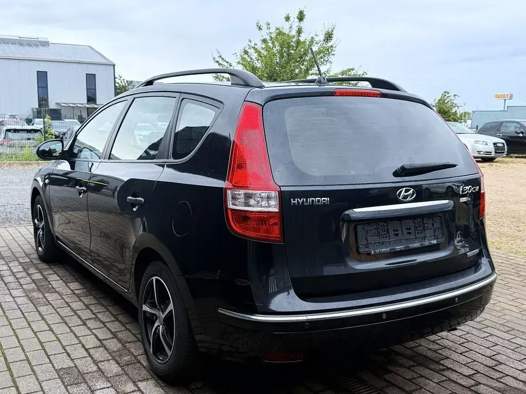 Gebraucht Hyundai i30 Edition+ 109 PS (80 kW) 2010 Schwarz Kombi