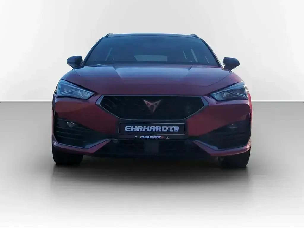 Używany Cupra Leon 204 KM (150 kW) 2022 Czerwony Sedan/Limuzyna