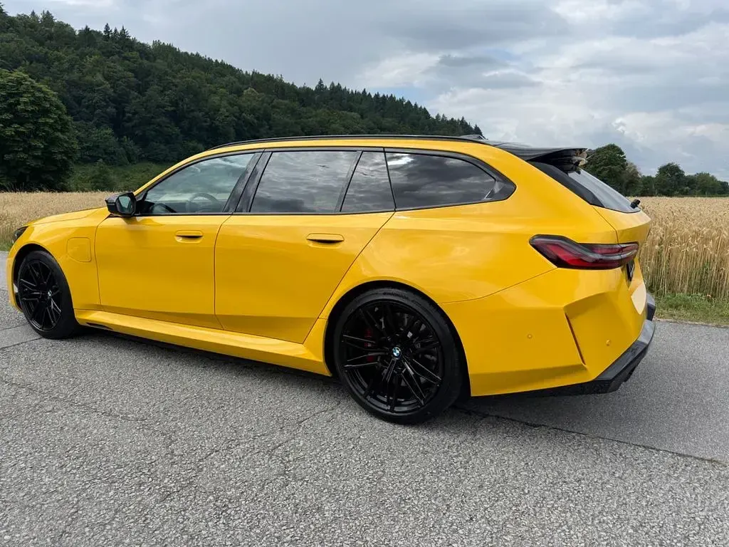 Gebraucht BMW M5 Performance 727 PS (534 kW) 2025 Gelb Limousine