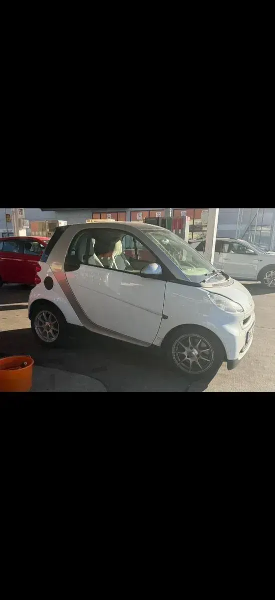 Gebraucht Smart ForTwo Coupé Passion 71 PS (52 kW) 2009 Weiß Coupé