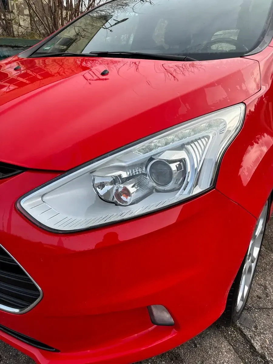 Second-hand Ford B-MAX 100 CP (73 kW) 2013 Roșu Monovolum