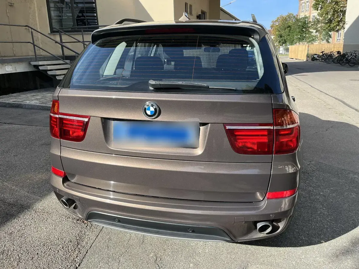 Second-hand BMW X5 245 CP (180 kW) 2013 Maro SUV