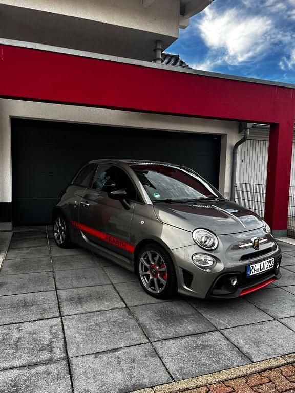 Grau Gebraucht 2018 Abarth 500 Kleinwagen | 17.300 € - Bild 1/4