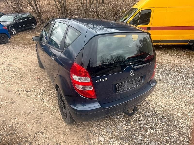 Gebraucht Mercedes A150 95 PS (69 kW) 2007 Blau Kleinwagen