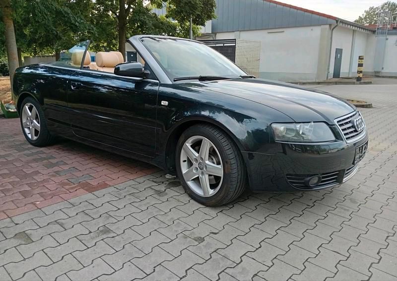 Schwarz Gebraucht 2004 Audi A4 Cabriolet Cabrio | 4.899 € (Guter Preis) - Bild 1/4