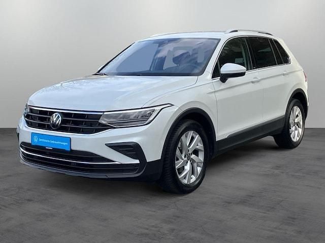 Gebraucht VW Tiguan Move 150 PS (110 kW) 2023 Oryxweiß perlmutteffekt SUV