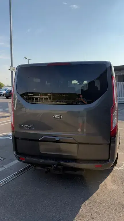 Gebraucht Ford Tourneo Custom Titanium X 185 PS (136 kW) 2019 Andere farben Van