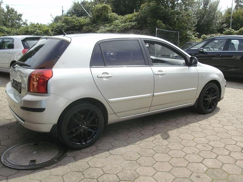 Gebraucht Toyota Corolla Sol 110 PS (80 kW) 2005 Grau Limousine