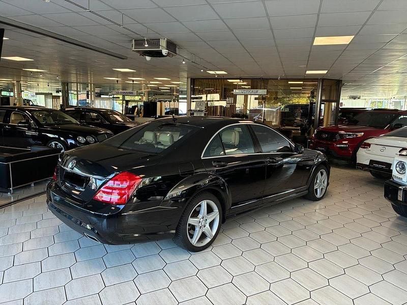 Gebraucht Mercedes S500 AMG line 435 PS (319 kW) 2012 Obsidianschwarz  metalliclack Limousine