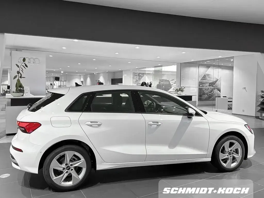 Gebraucht Audi A3 Advanced 116 PS (85 kW) 2025 Silber Limousine