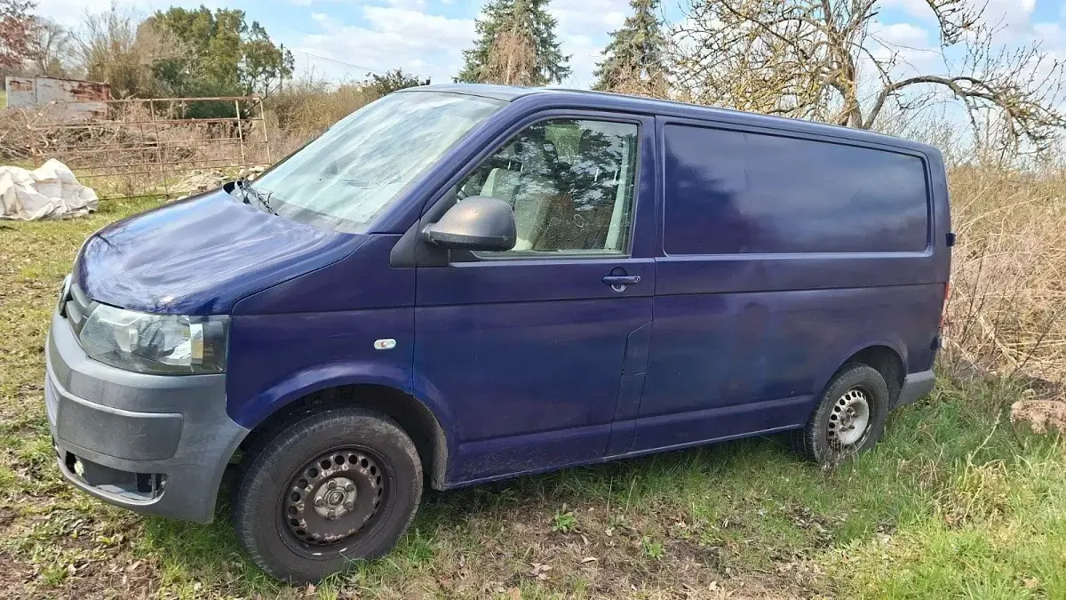 Gebraucht VW Transporter 102 PS (75 kW) 2010 Blau Van