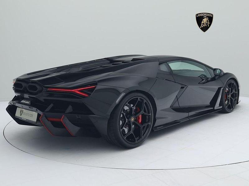 Usata Lamborghini Revuelto 1014 CV (745 kW) 2024 Nero Coupé