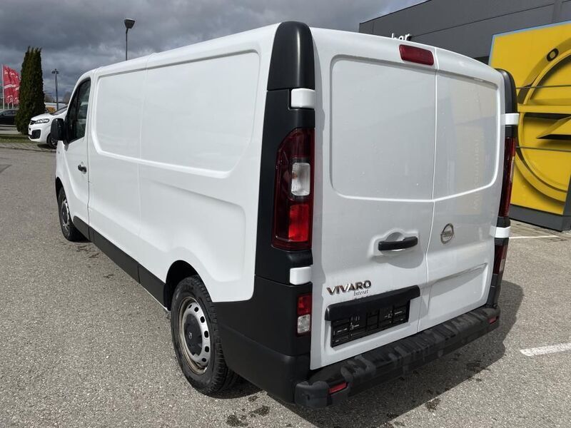 Gebraucht Opel Vivaro 120 PS (88 kW) 2019 Casablanca/arctic/eis weiss Van / Kleinbus
