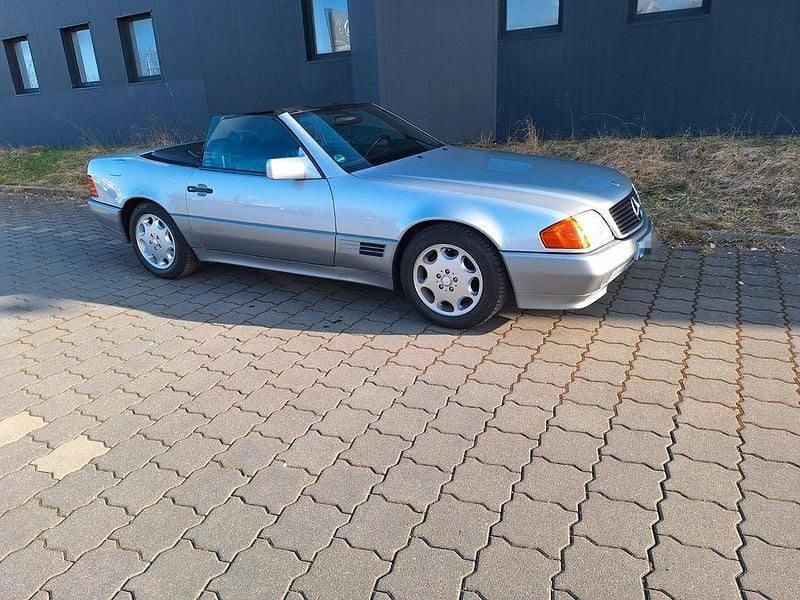 Gebraucht Mercedes SL280 193 PS (141 kW) 1993 Silber Cabrio