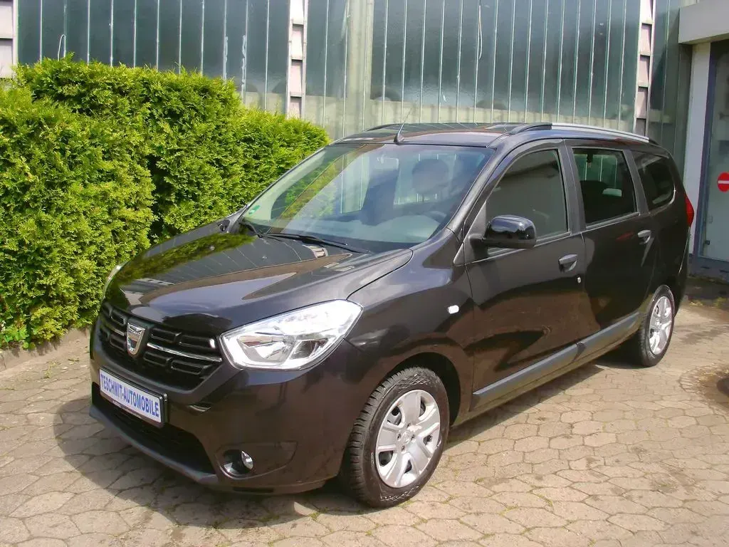 Gebraucht Dacia Lodgy Comfort 102 PS (75 kW) 2022 Schwarz Van / Kleinbus