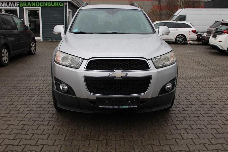Gebraucht Chevrolet Captiva LT 167 PS (122 kW) 2012 Silber SUV
