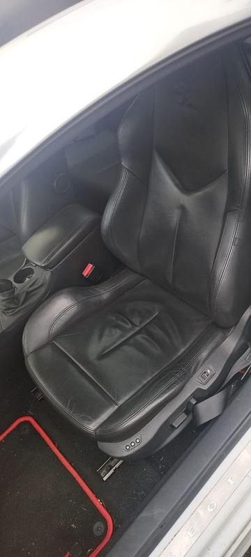 Gebraucht Peugeot RCZ 163 PS (119 kW) 2010 Weiß Coupé