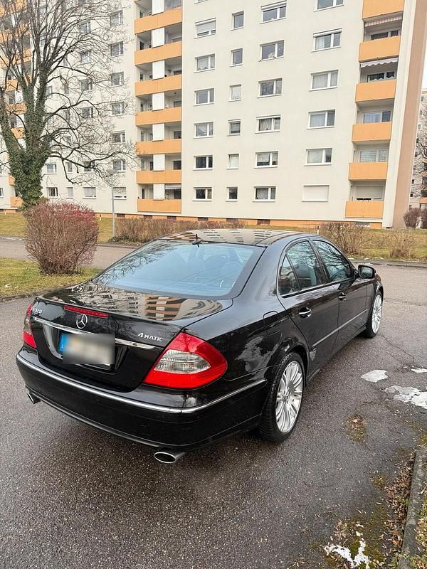 Gebraucht Mercedes E320 224 PS (164 kW) 2009 Schwarz Limousine