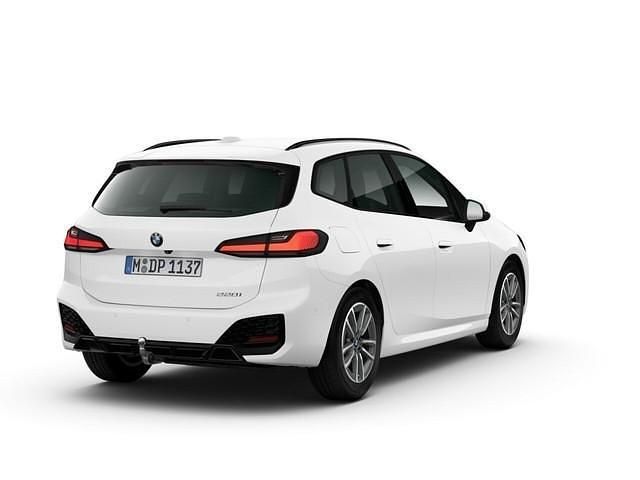 Neu BMW 220 Active Tourer 170 PS (125 kW) 2026 Weiß Van / Kleinbus