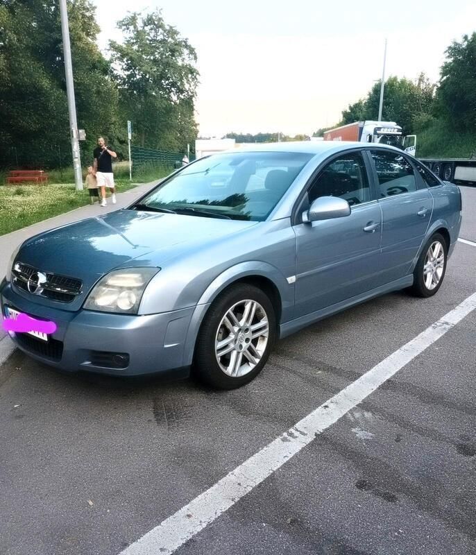 Grau Gebraucht 2003 Opel Vectra Limousine | 650 € (Superpreis) - Bild 1/4