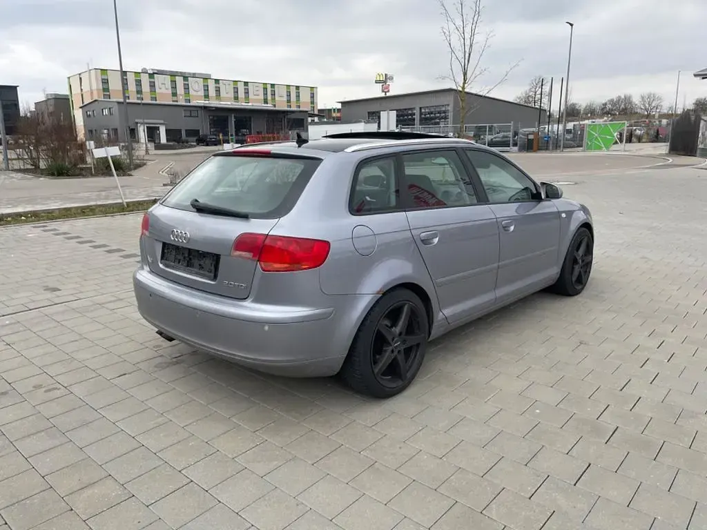 Gebraucht Audi A3 Sport 140 PS (102 kW) 2006 Silber Kleinwagen