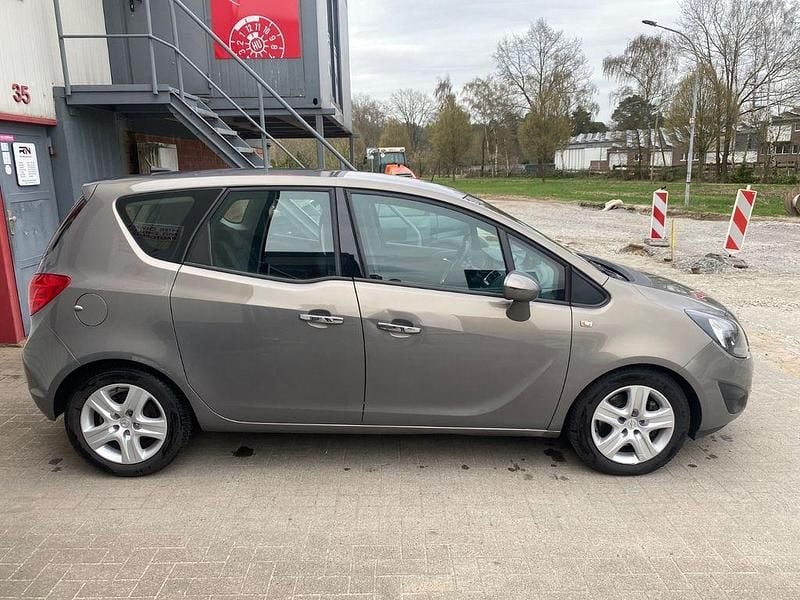 Gebraucht Opel Meriva Innovation 101 PS (74 kW) 2012 Grau Van / Kleinbus