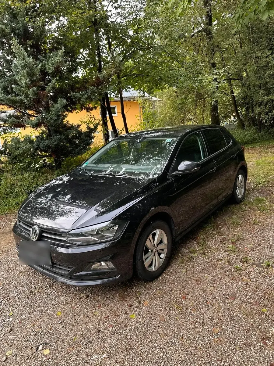 Gebraucht VW Polo 95 PS (69 kW) 2018 Schwarz Kleinwagen