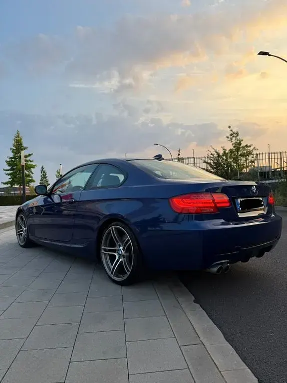 Gebraucht BMW 325 M Sport 204 PS (150 kW) 2012 Blau Coupé